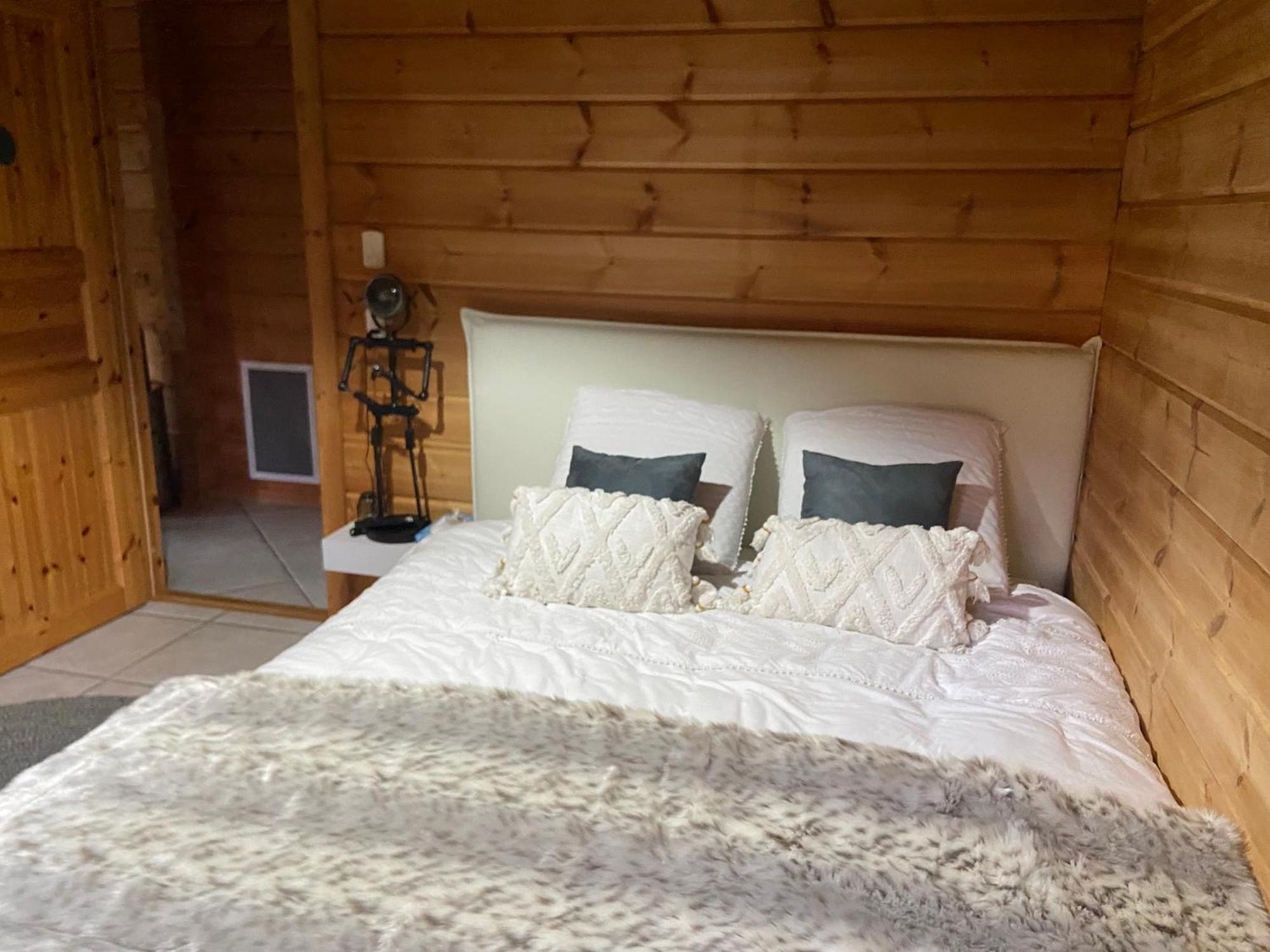 Les Savagnieres - Chambre Chez L Habitant Saint-Imier Esterno foto